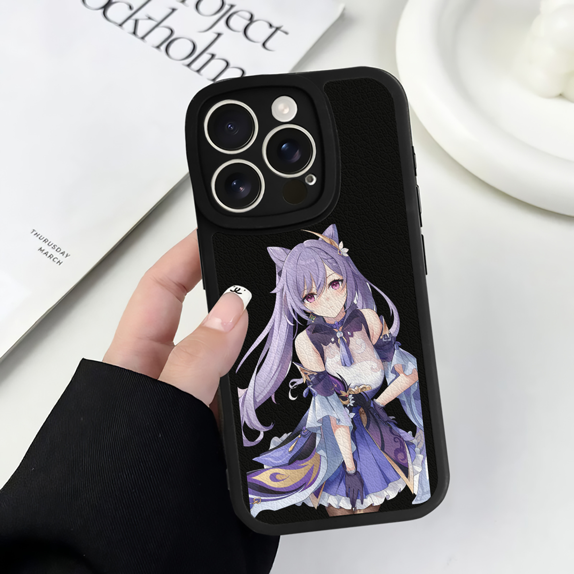げんし神 刻晴 こくせい genshin Kokusei 【iPhone 16シリーズ対応】シリコンスマホケース（レザー調） 材質：シリコン